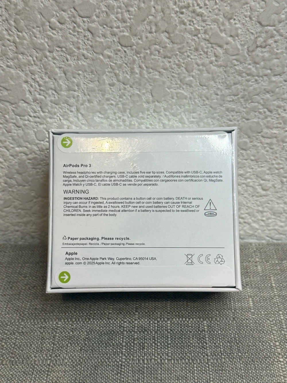 Apple White Earbud Headphones